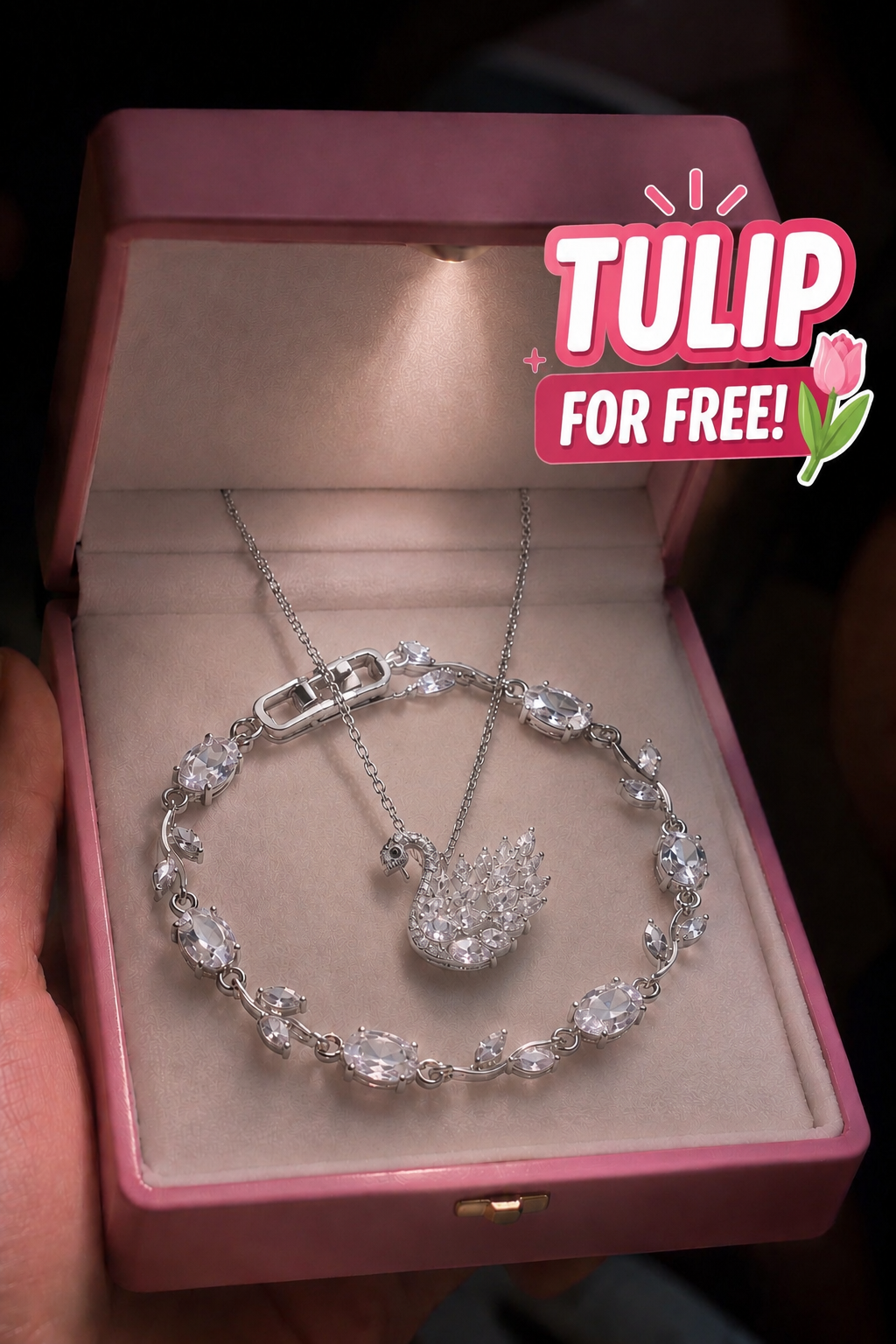 Swan Necklace Set + FREE Tulip Bracelet 🌷